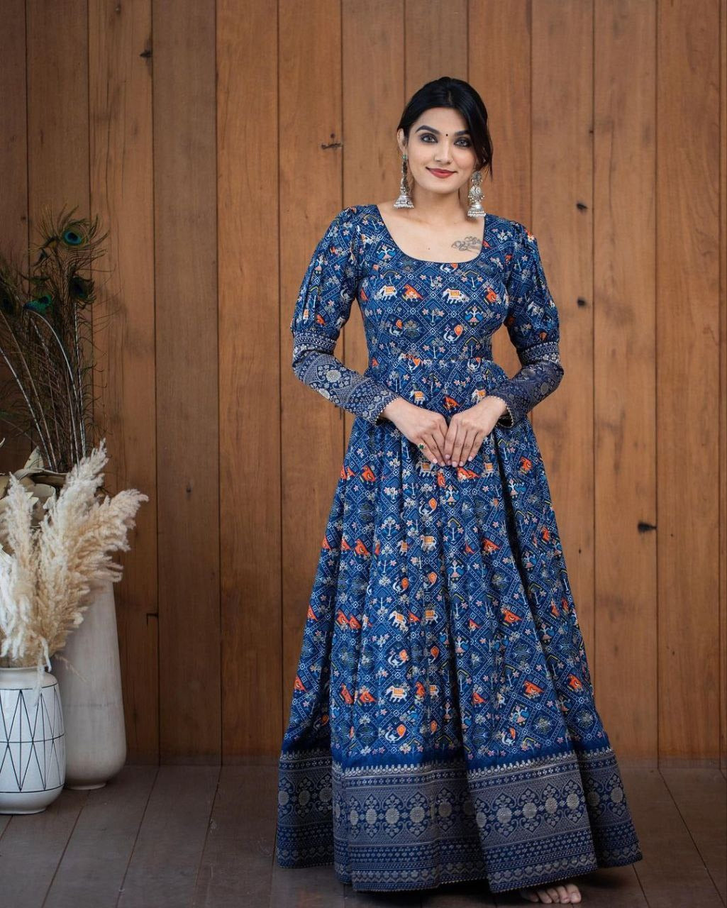Stylish Fancy Trendy Printed Georgette Gown For Women For Party Wedding Festival Functions